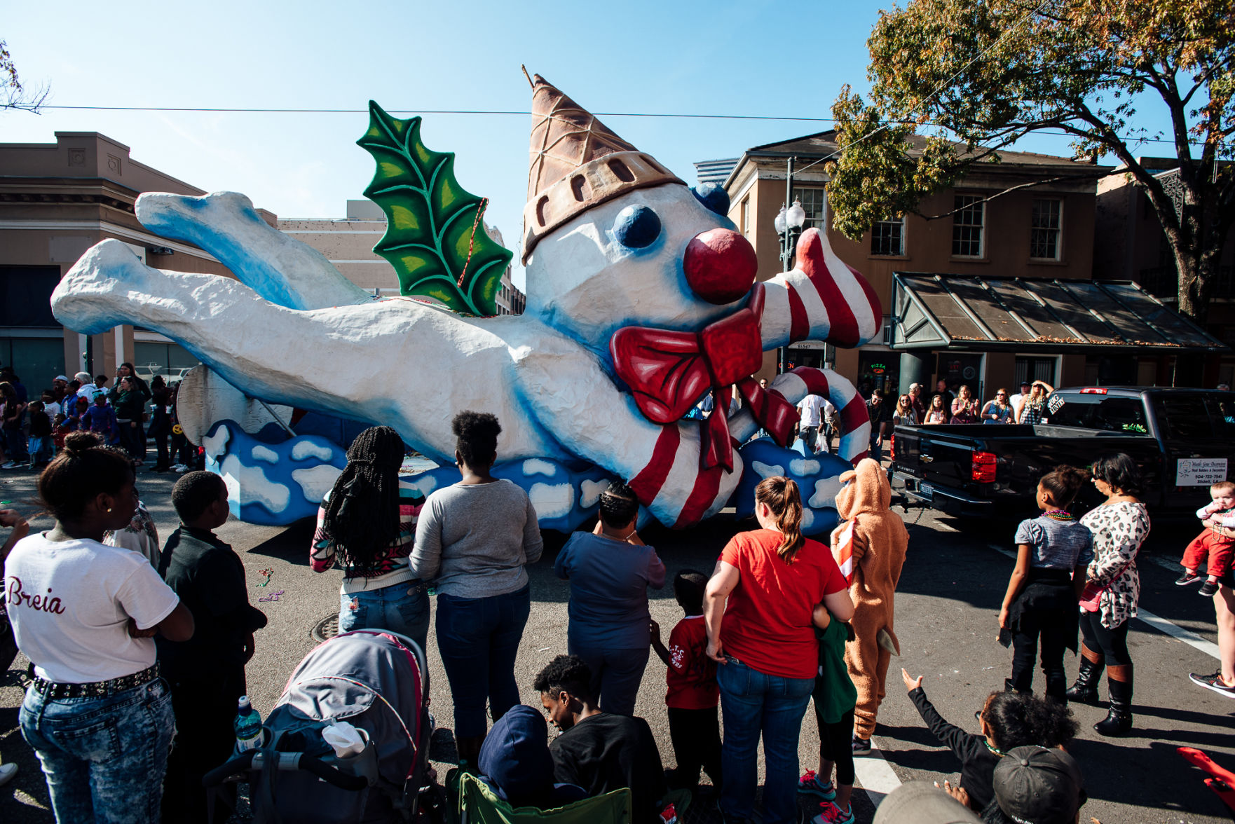 NO.jingleparade.120317.012026.jpg